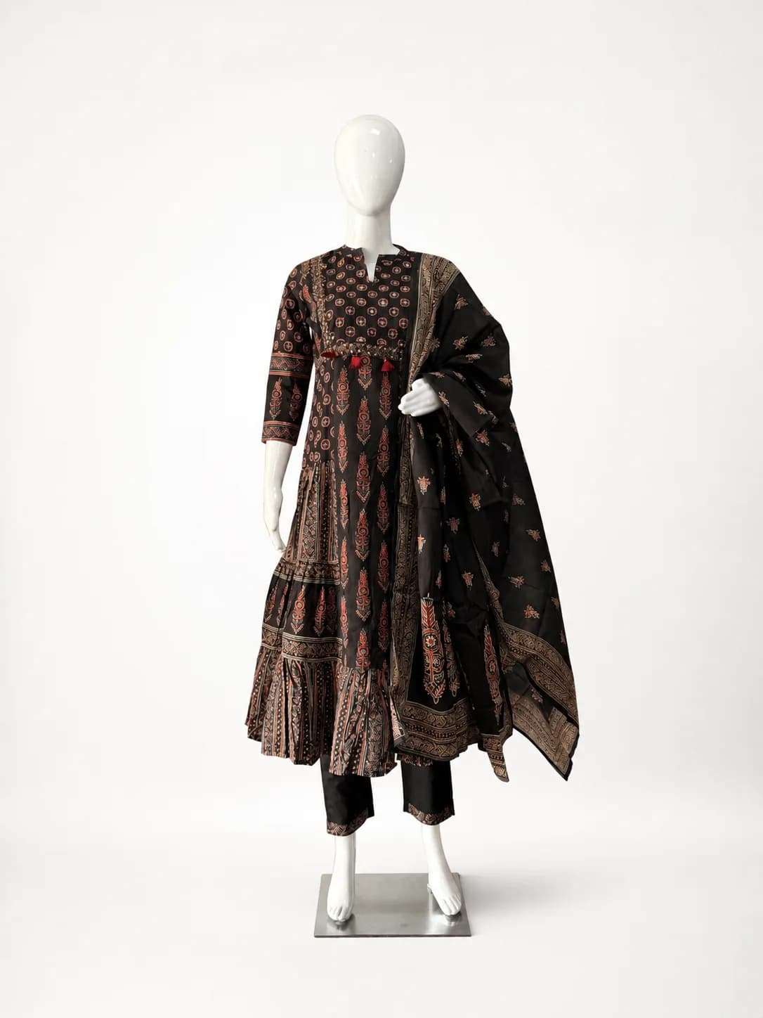 Kurti Set by Magenta Crown